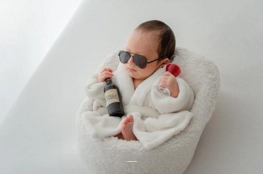 格尔木宝宝嘴唇上翘